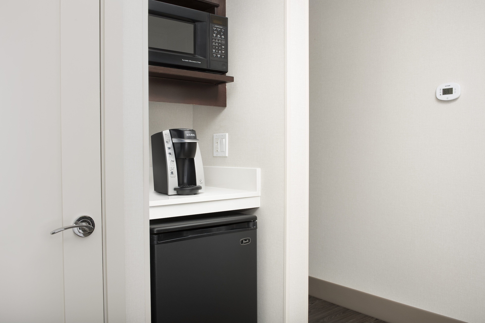holiday inn express and suites puyallup tacoma are