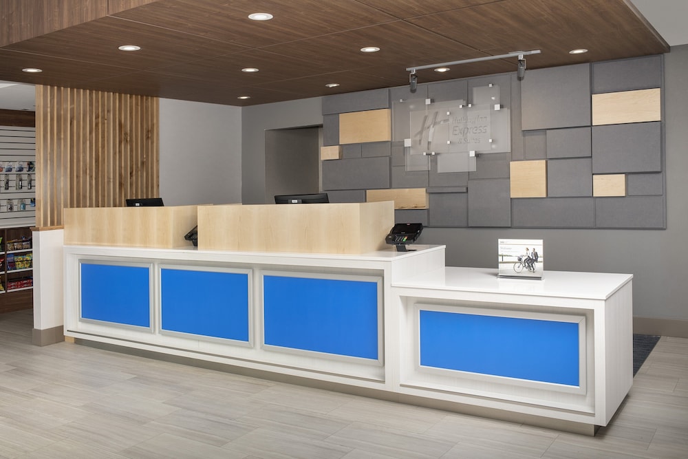 holiday inn express and suites puyallup tacoma are