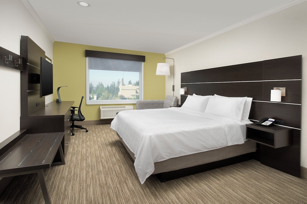 holiday inn express and suites puyallup tacoma are