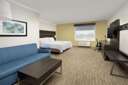 holiday inn express and suites puyallup tacoma are