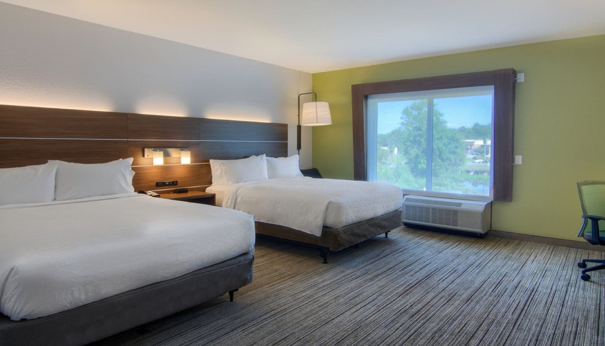 holiday inn express hotel and suites quincy i 10 by ihg