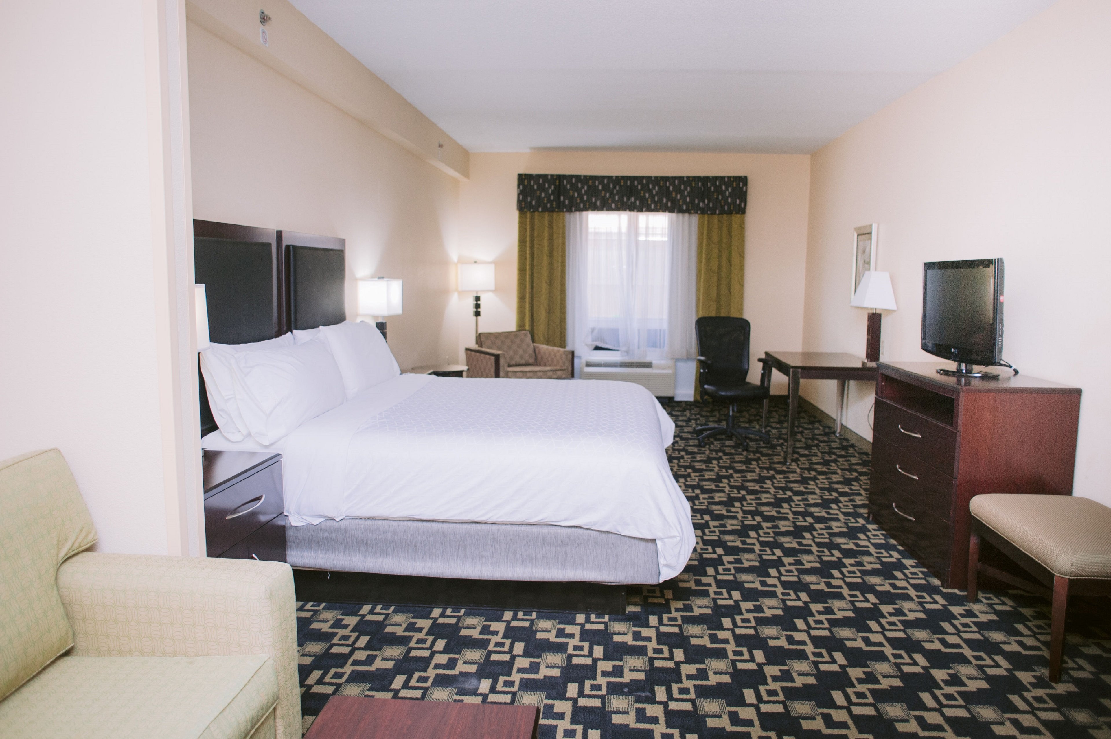 holiday inn express hotel and suites raleigh sw nc state