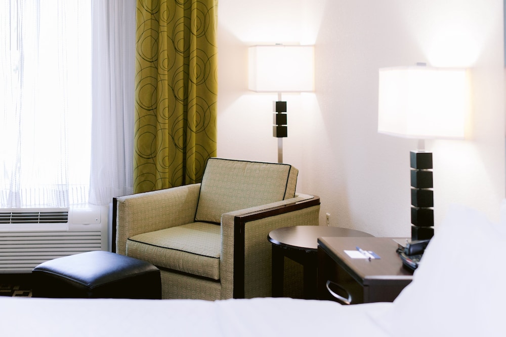 holiday inn express hotel and suites raleigh sw nc state