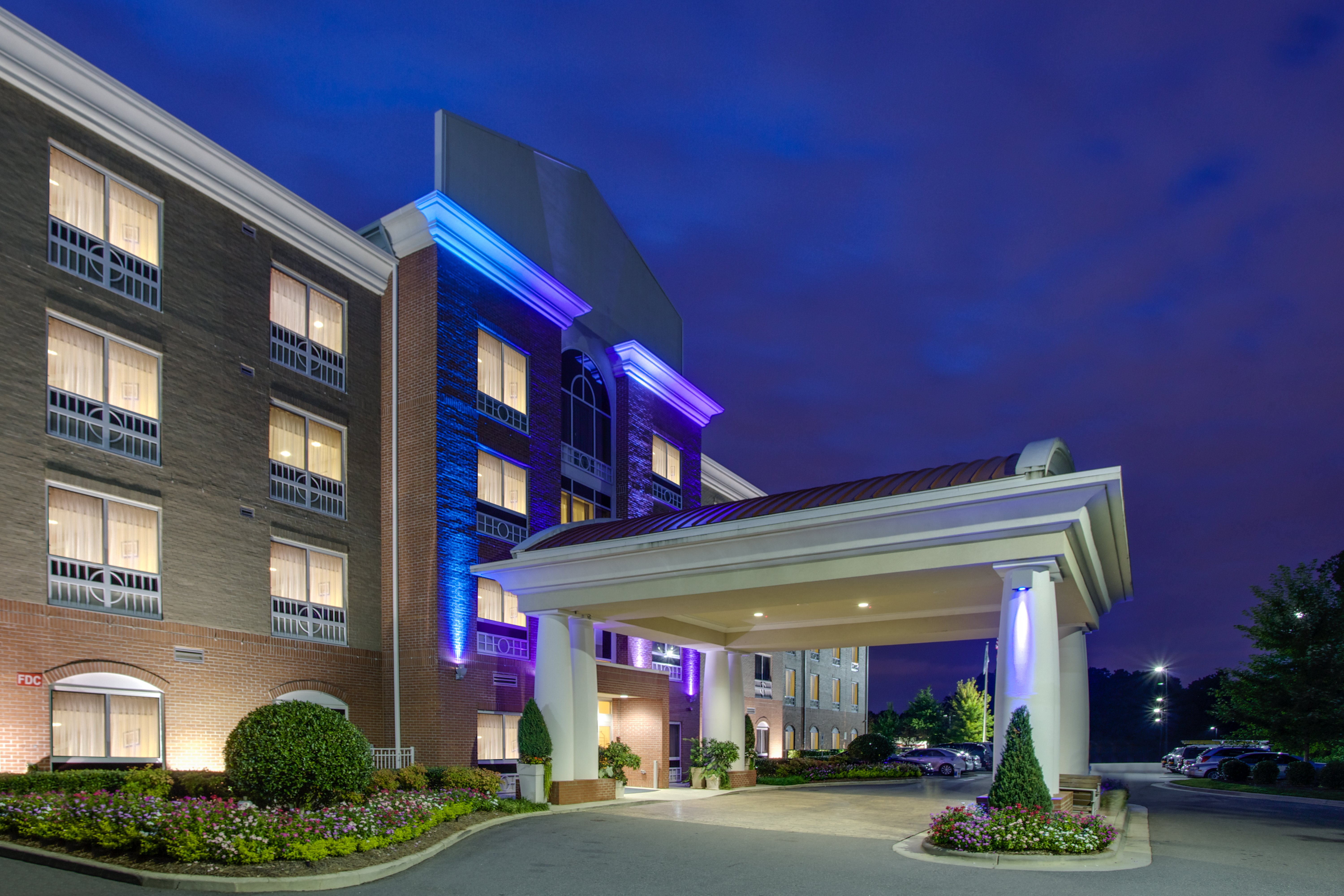 holiday inn express hotel and suites raleigh sw nc state