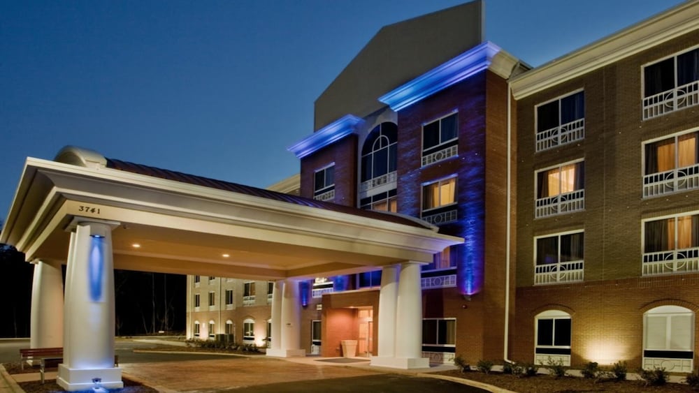 holiday inn express hotel and suites raleigh sw nc state
