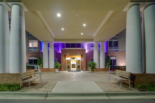holiday inn express hotel and suites raleigh sw nc state