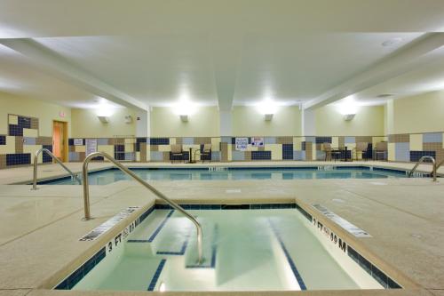 holiday inn express hotel and suites raleigh sw nc state