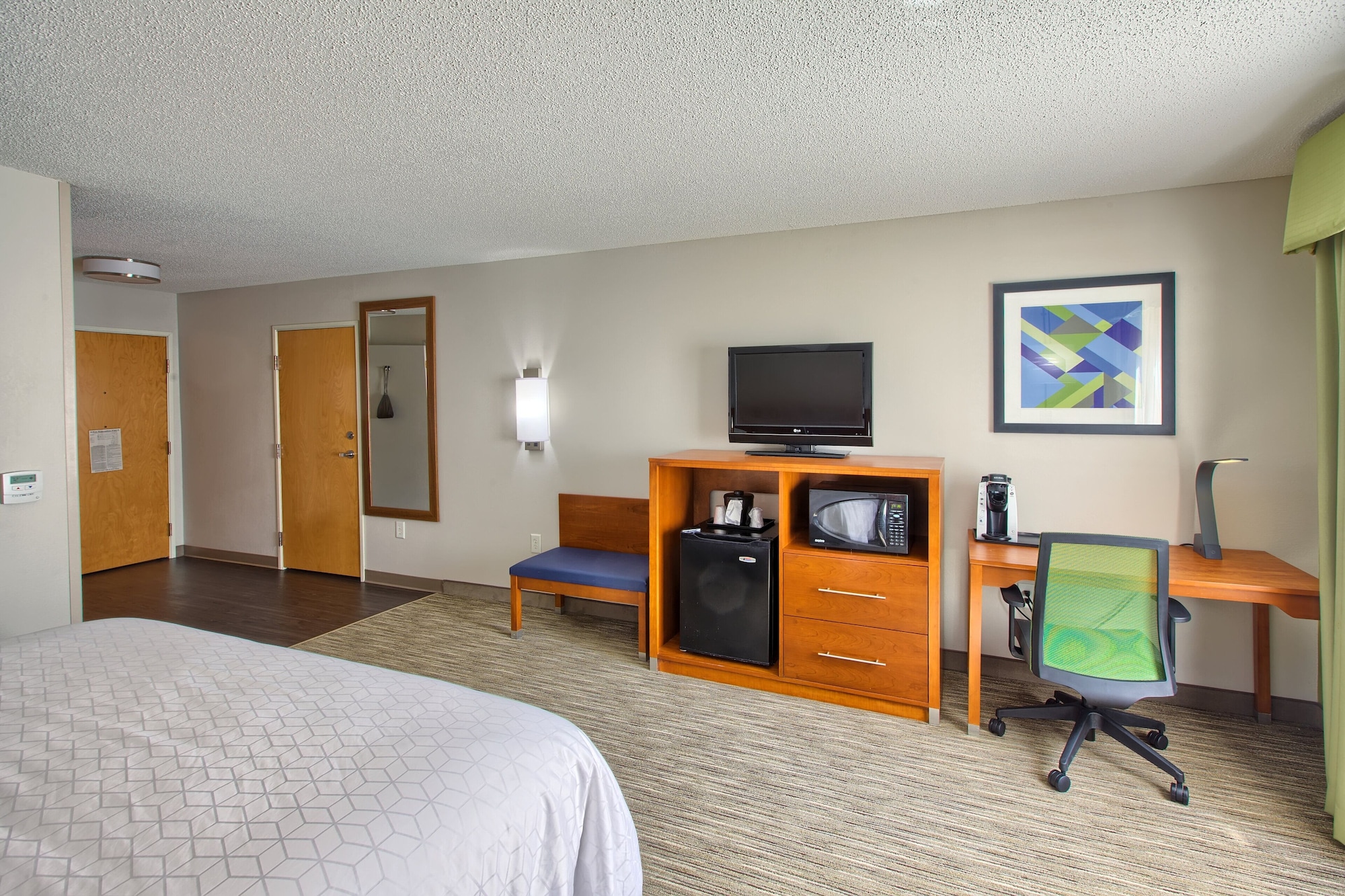 holiday inn express and suites raleigh north wake