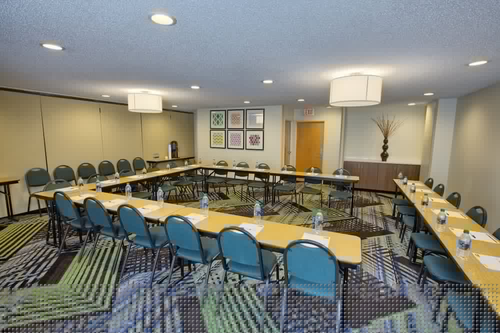 holiday inn express and suites raleigh north wake