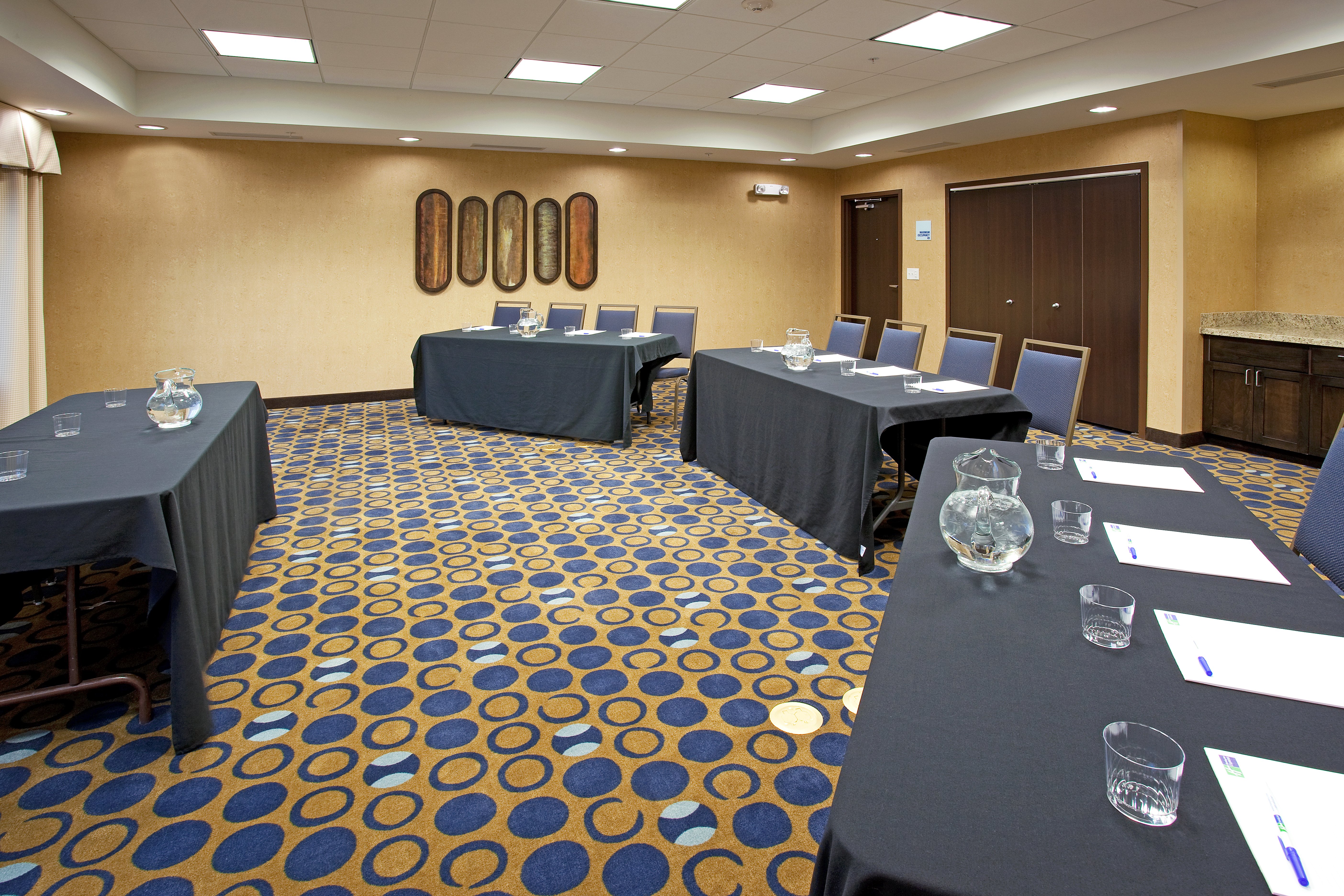 holiday inn express hotel and suites richfield by ihg