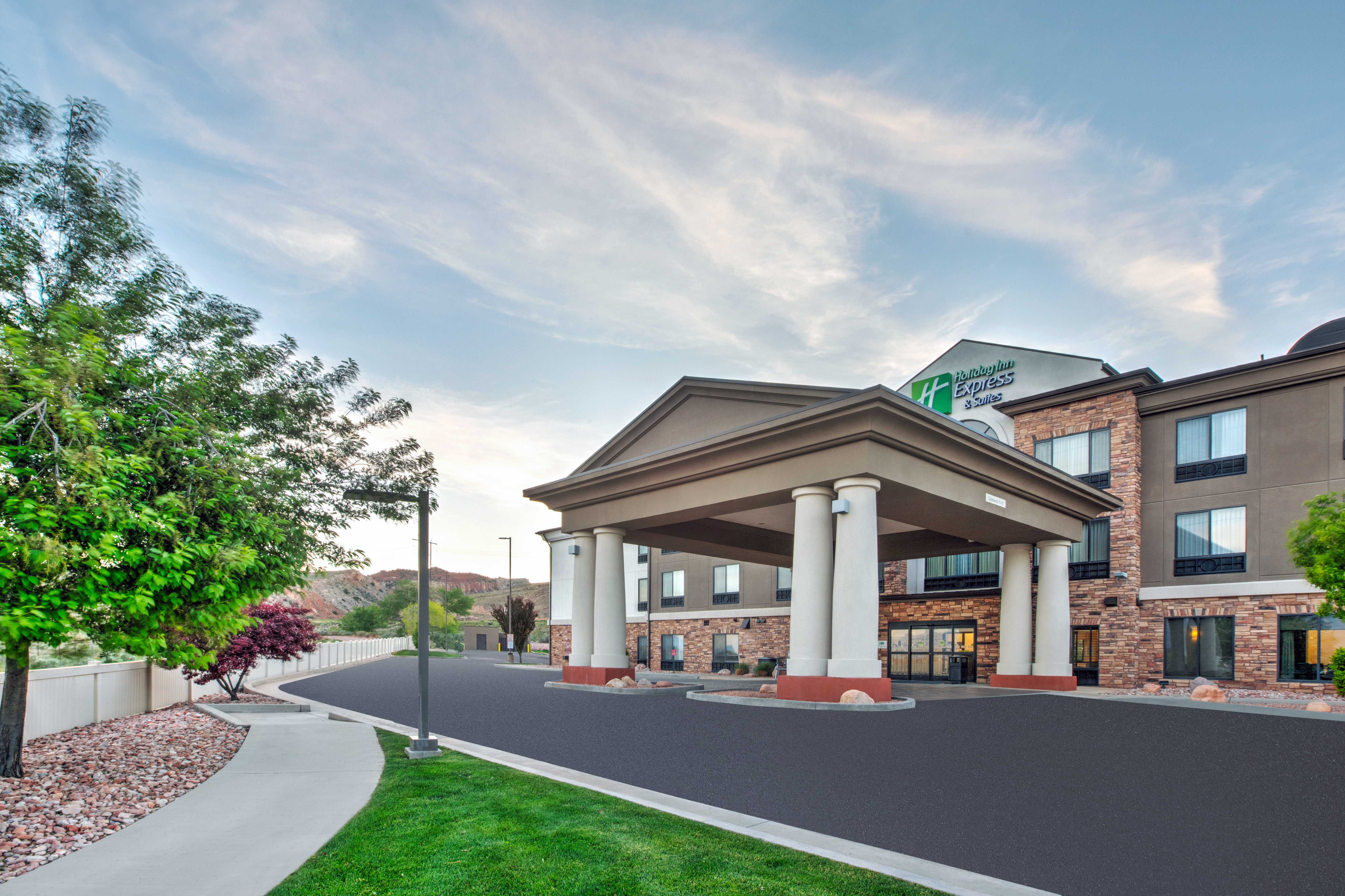 holiday inn express hotel and suites richfield by ihg