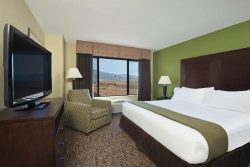 holiday inn express hotel and suites richfield by ihg