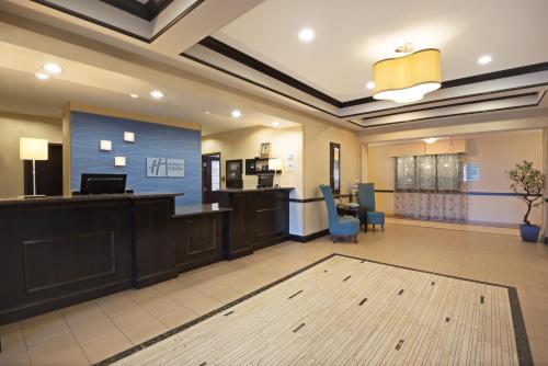 holiday inn express hotel and suites richfield by ihg