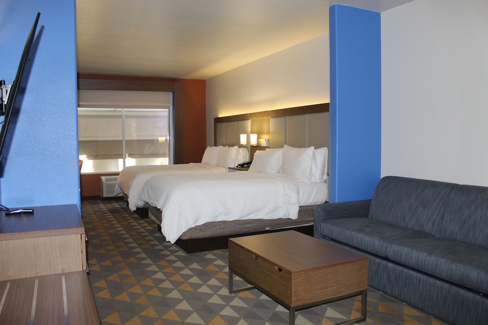 holiday inn express hotel and suites rockford loves park by ihg