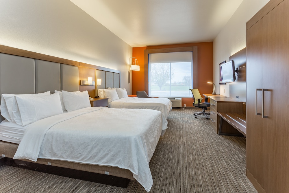 holiday inn express hotel and suites rockford loves park by ihg