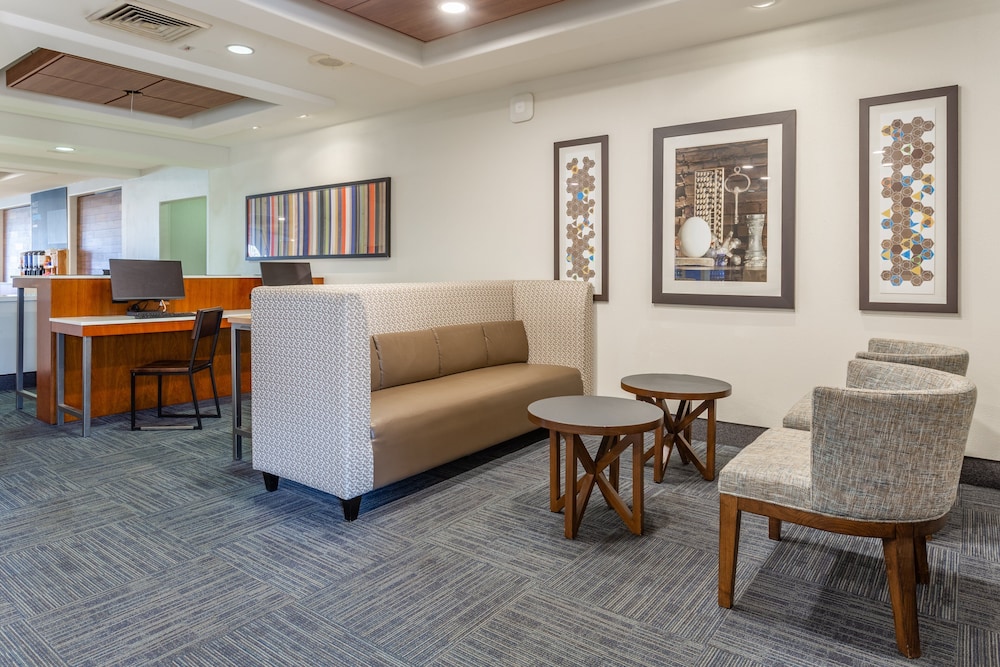 holiday inn express hotel and suites rockford loves park by ihg