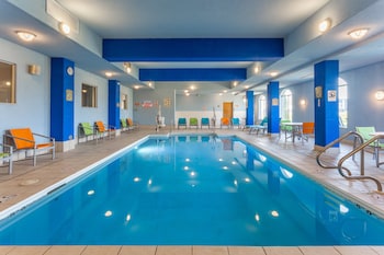 Holiday Inn Express Hotel & Suites Rockford-Loves Park By Ihg,Rockford>>Loves Park,3 star