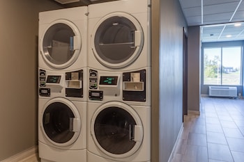 Holiday Inn Express Hotel & Suites Rockford-Loves Park By Ihg,Rockford>>Loves Park,3 star