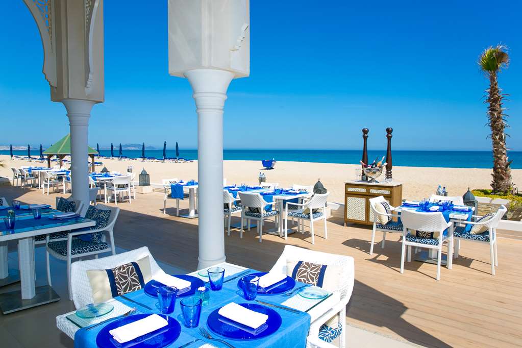 banyan tree tamouda bay