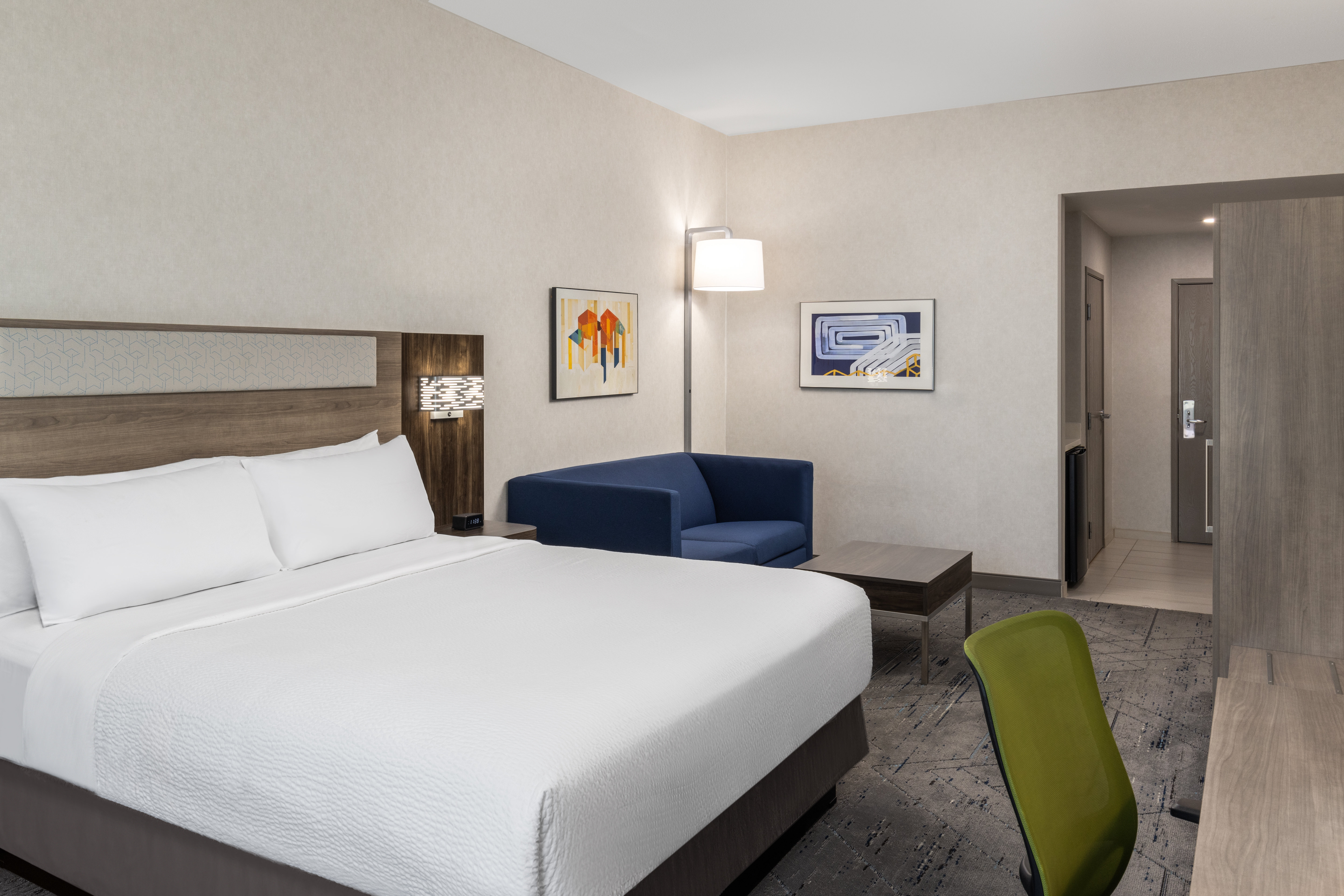 holiday inn express and suites sacramento ne cal expo