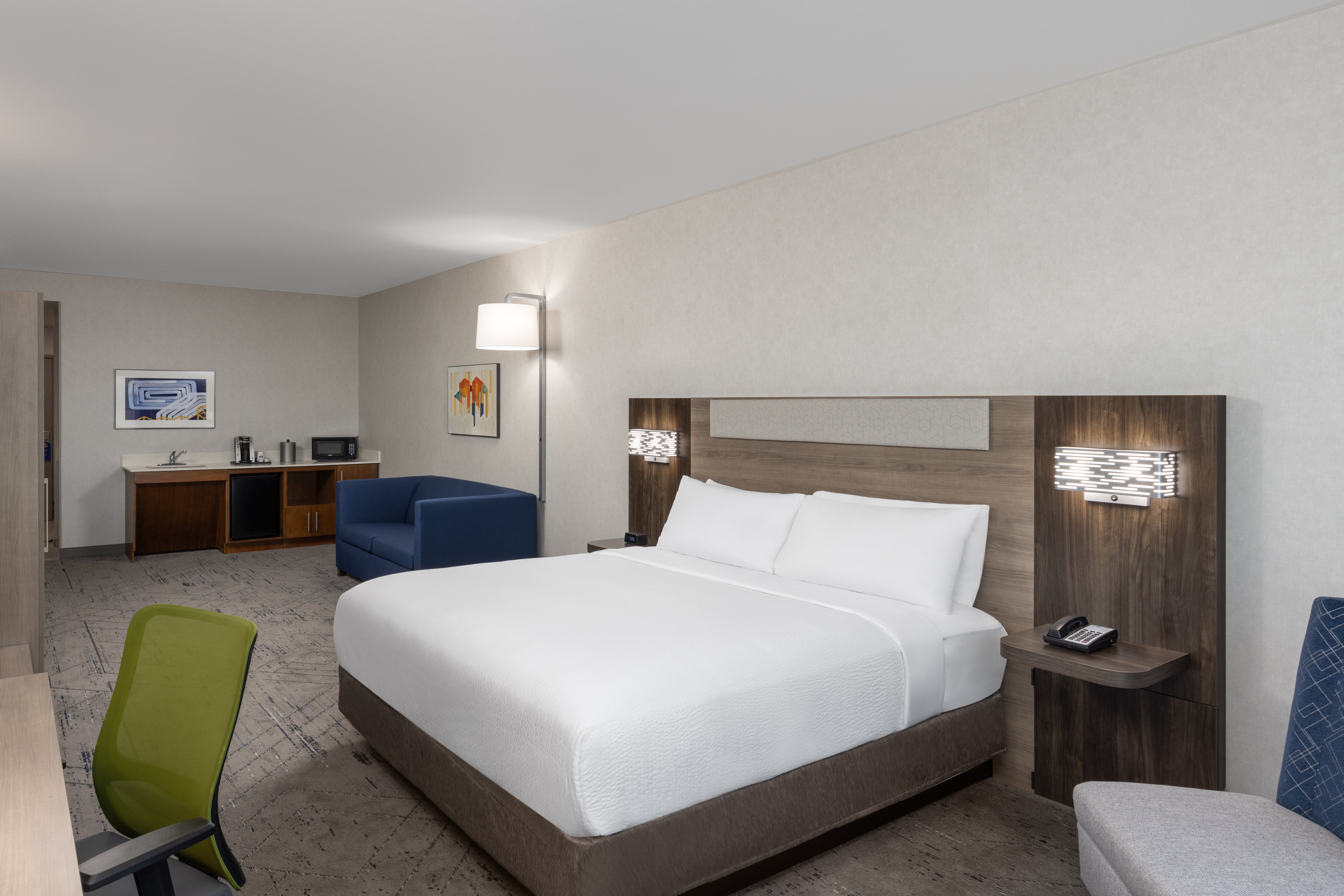 holiday inn express and suites sacramento ne cal expo