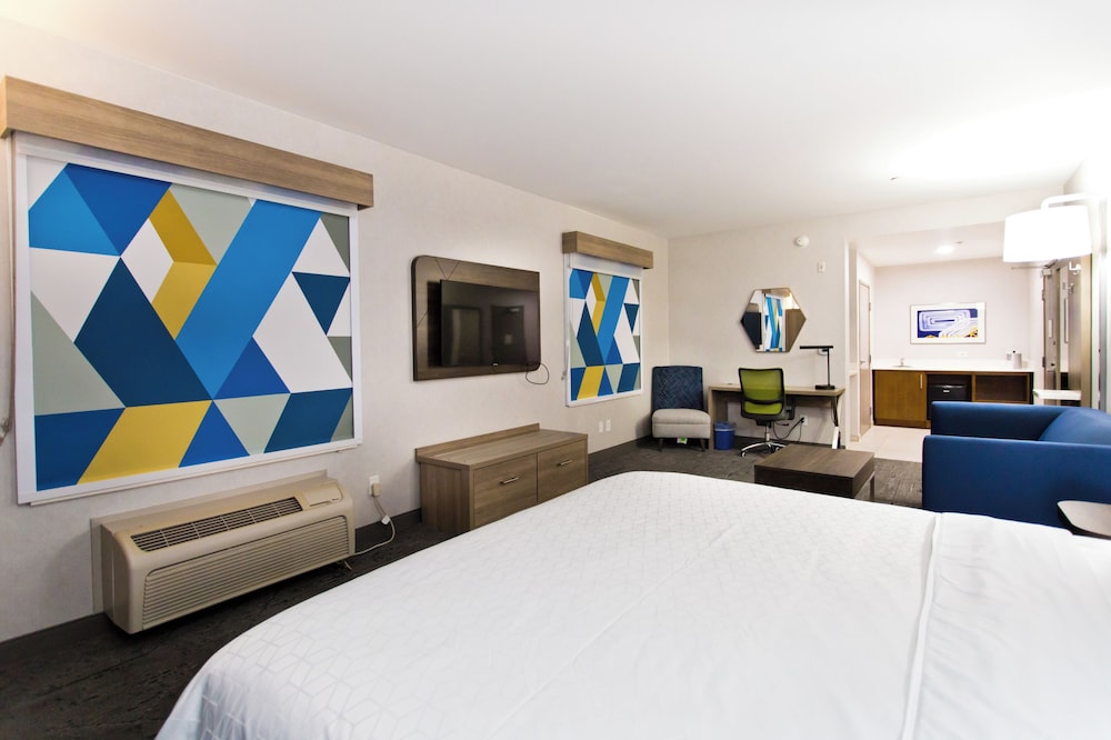 holiday inn express and suites sacramento ne cal expo
