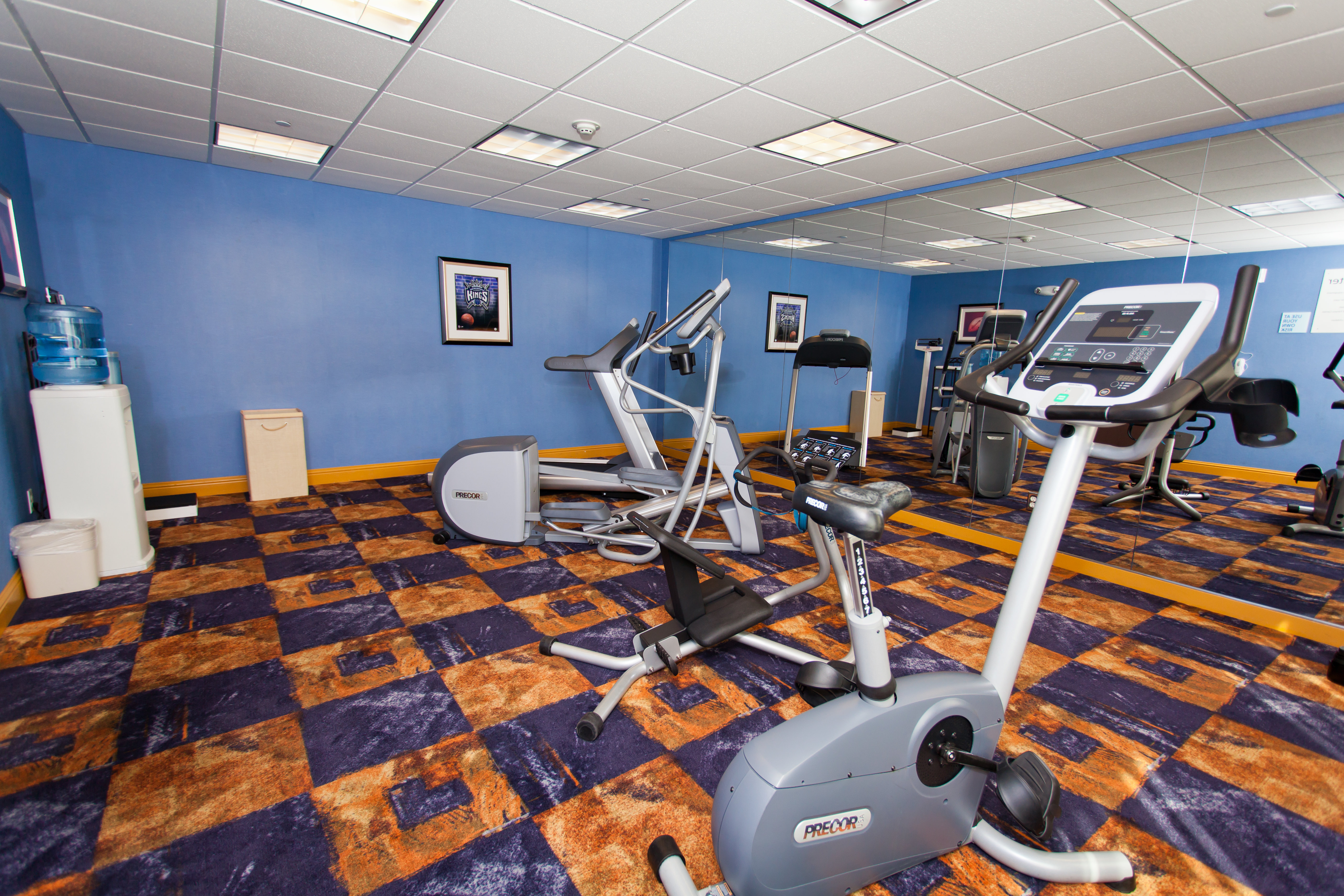 holiday inn express and suites sacramento ne cal expo