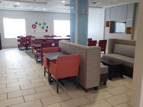 holiday inn express hotel and suites san angelo by ihg