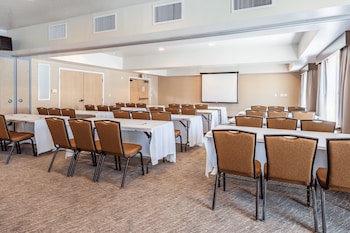 holiday inn express and suites san jose morgan hill