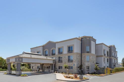 holiday inn express and suites san jose morgan hill