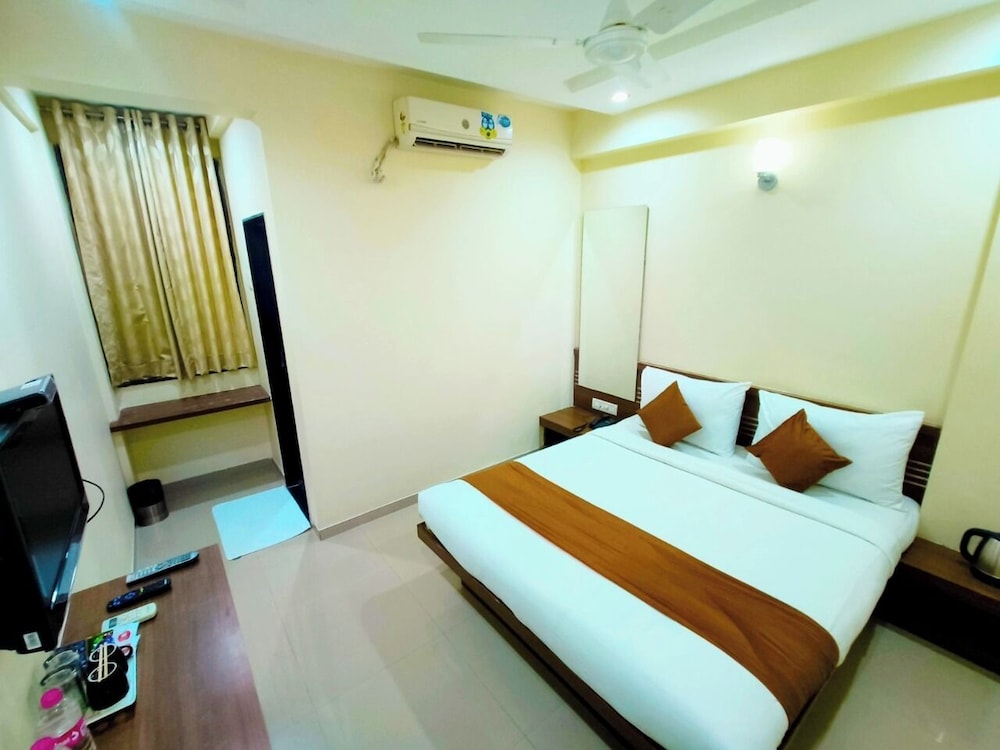 hotel sai srushti by neem square