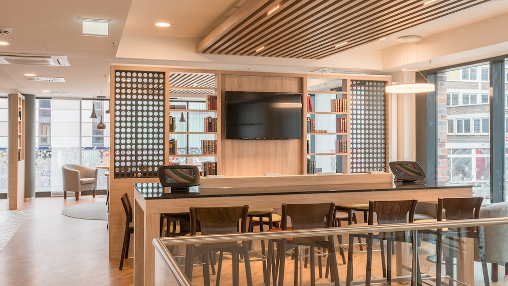 holiday inn express hotel and suites schulenburg by ihg