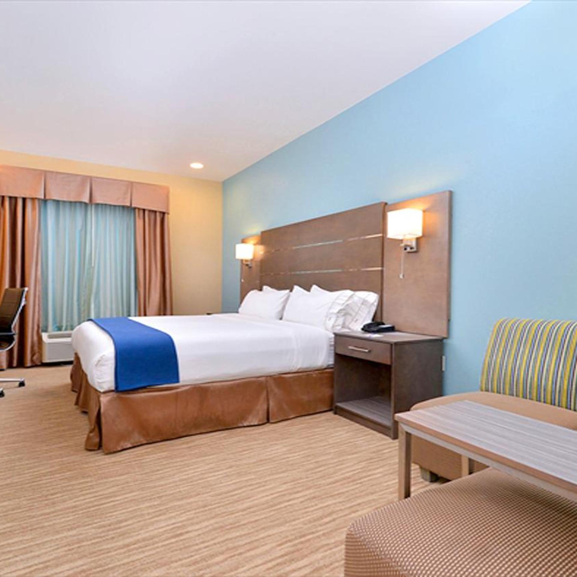 holiday inn express hotel and suites schulenburg by ihg