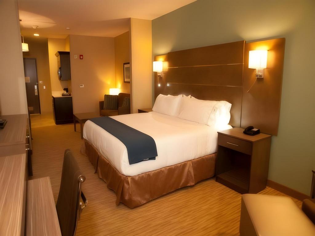 holiday inn express hotel and suites schulenburg by ihg