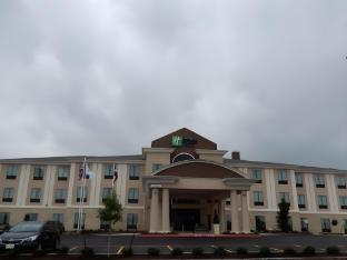 holiday inn express hotel and suites schulenburg by ihg