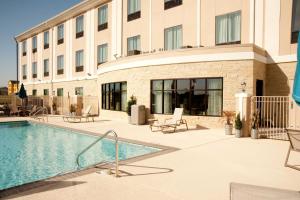 holiday inn express hotel and suites schulenburg by ihg
