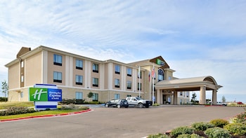 Holiday Inn Express Hotel & Suites Schulenburg By Ihg,Eagle Lake>>Columbus,3 star