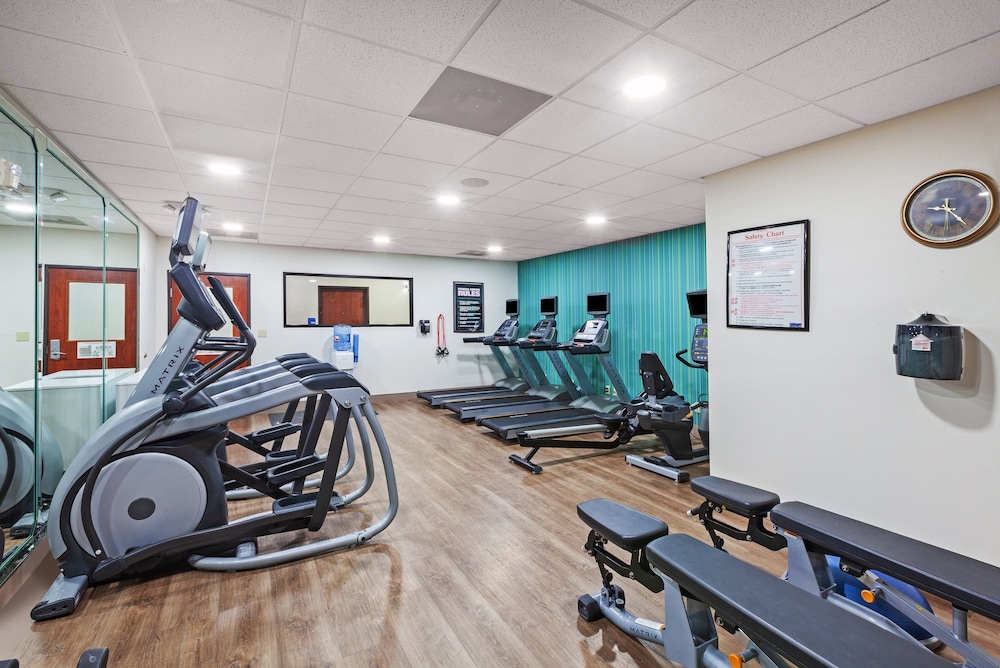 holiday inn express hotel and suites sealy by ihg
