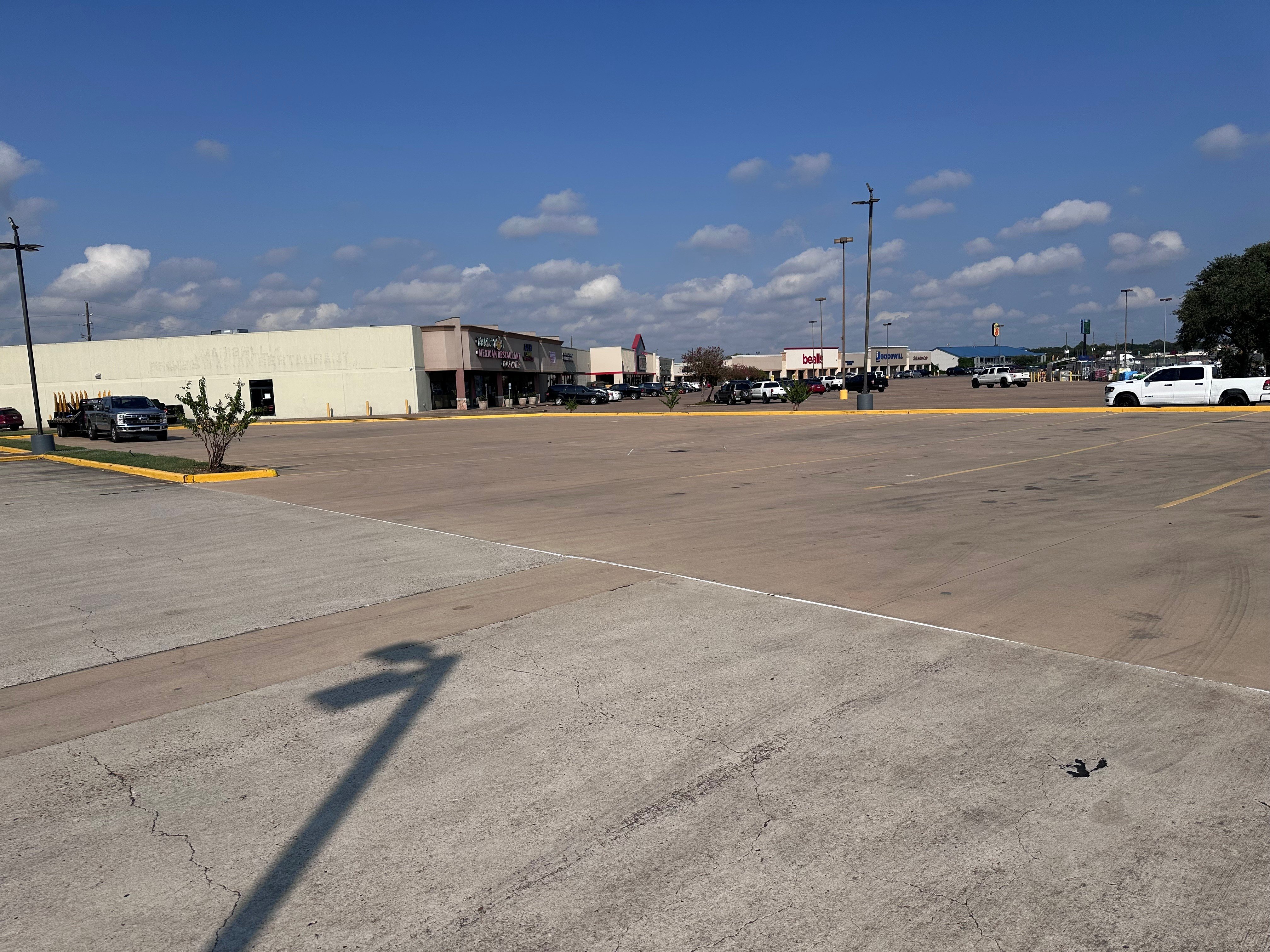 holiday inn express hotel and suites sealy by ihg