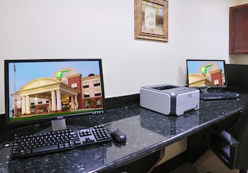 holiday inn express hotel and suites sealy by ihg