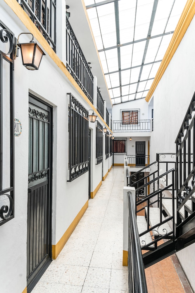 hotel meson de carolina