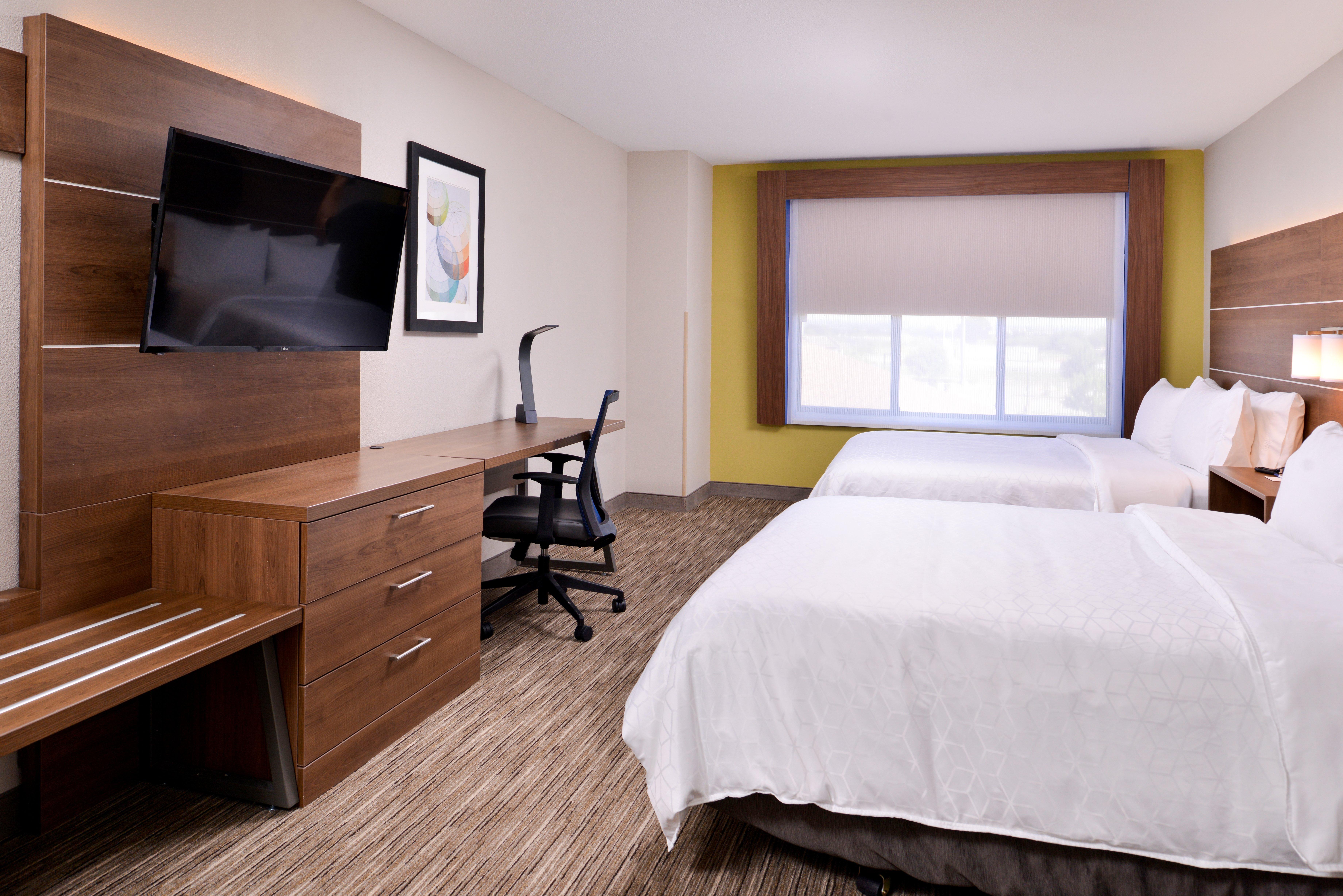 holiday inn express and suites selma by ihg
