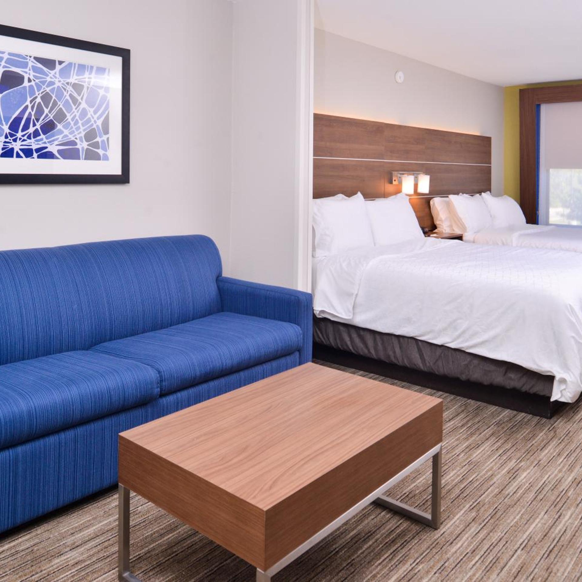 holiday inn express and suites selma by ihg