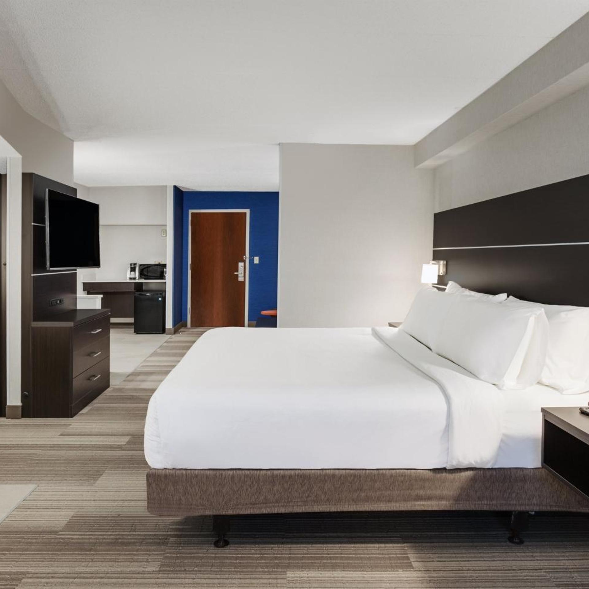 holiday inn express hotel and suites south portland by ihg