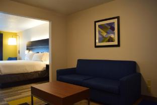 holiday inn express hotel and suites sparta by ihg