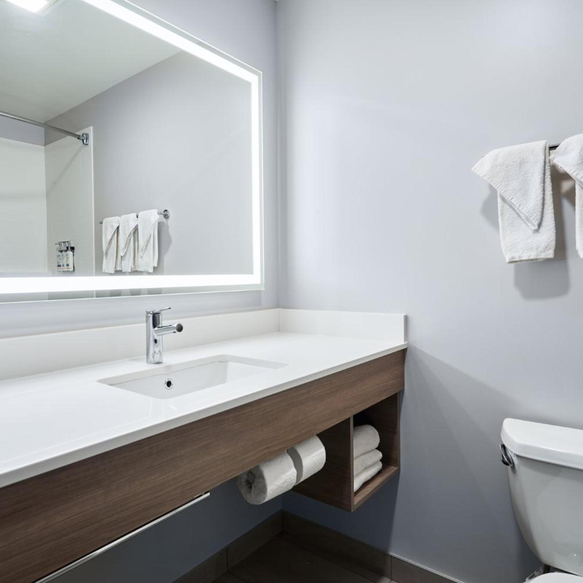 holiday inn express hotel and suites swift current by ihg