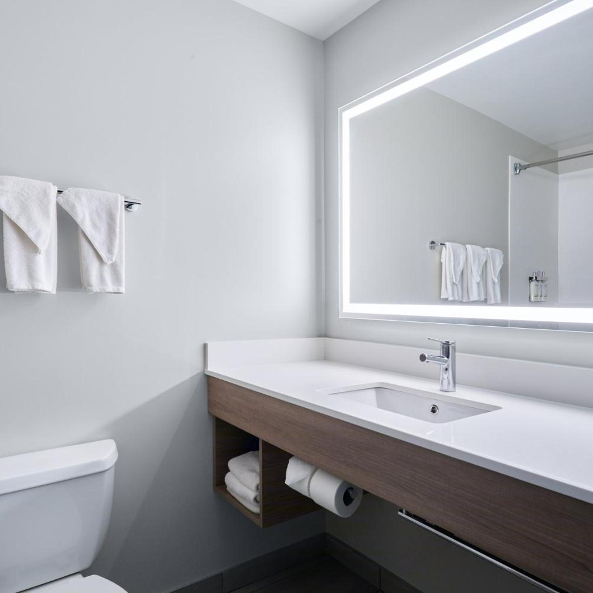 holiday inn express hotel and suites swift current by ihg