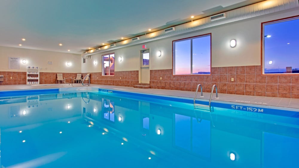 holiday inn express hotel and suites swift current by ihg
