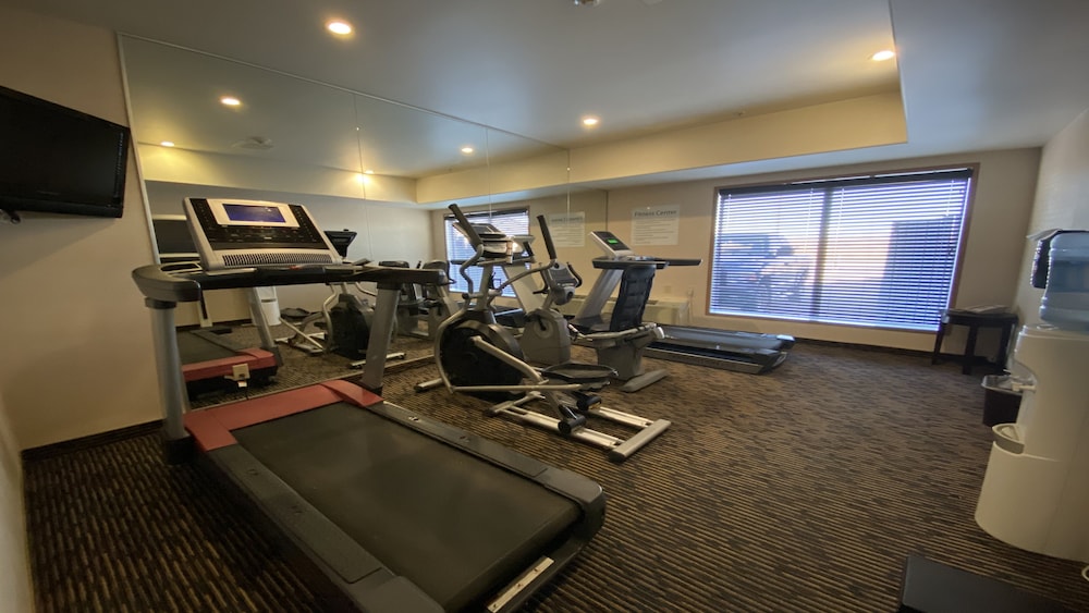 holiday inn express hotel and suites swift current by ihg