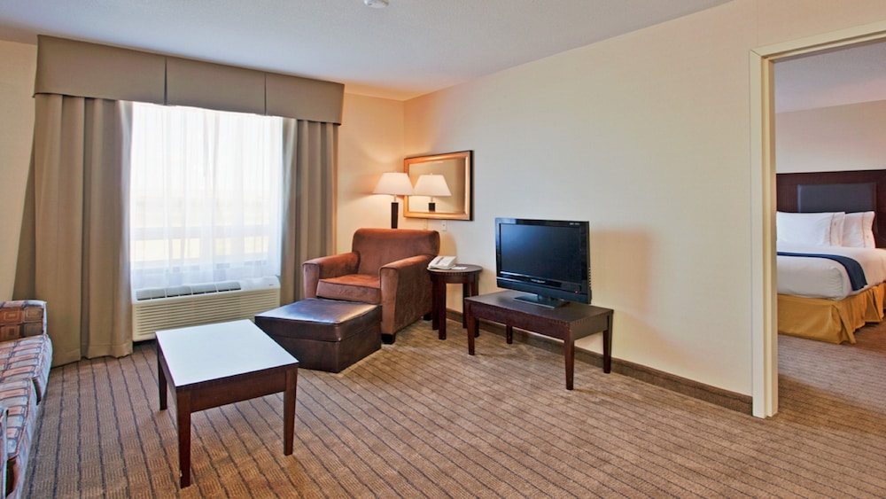 holiday inn express hotel and suites swift current by ihg